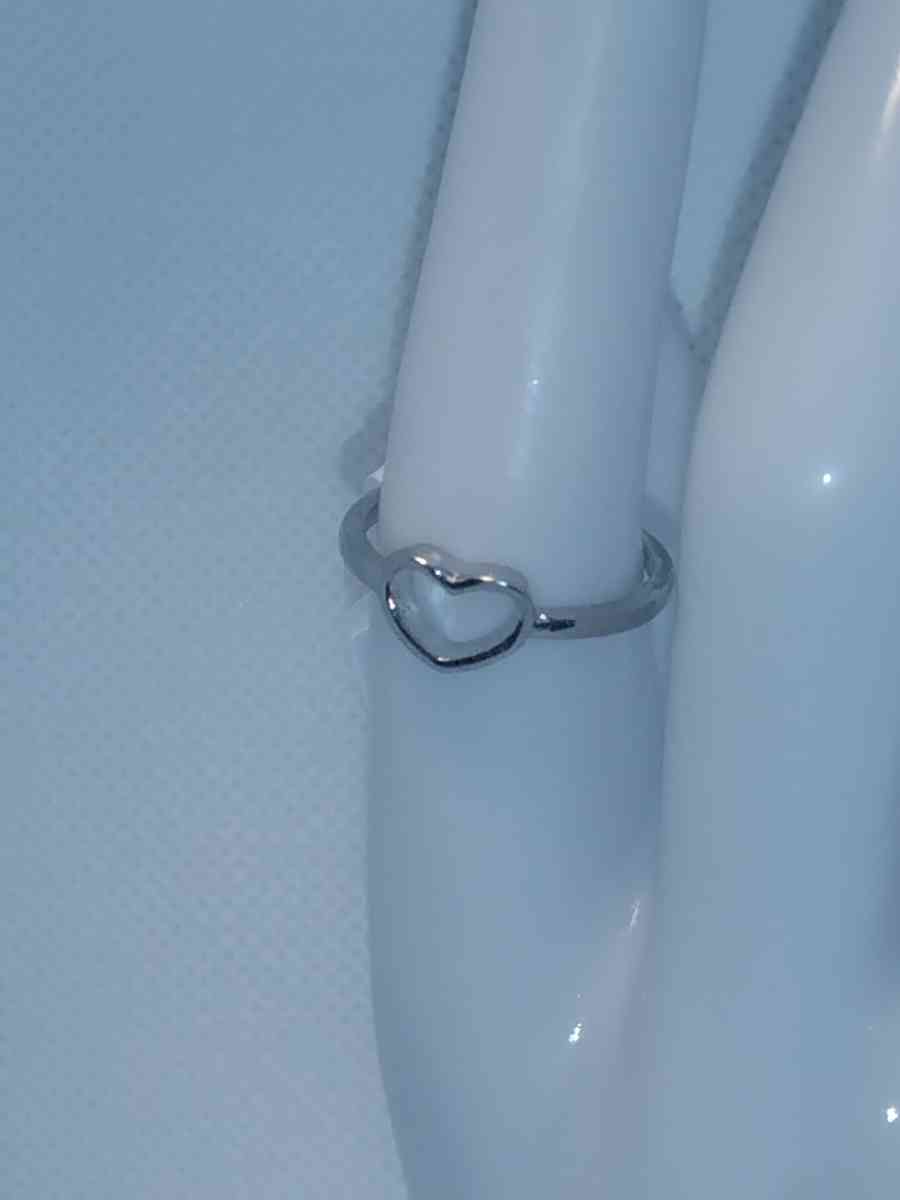 Open Heart Retro Geometric Ring - Roanoke, Virginia - FleaMarketBay