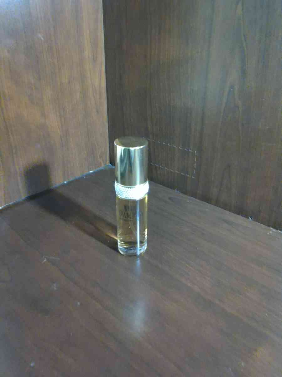 Elizabeth Taylor White Diamonds Perfume - Roanoke, Virginia - FleaMarketBay