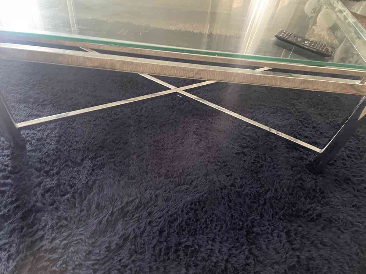 couches pillows coffee table - Toledo, Ohio