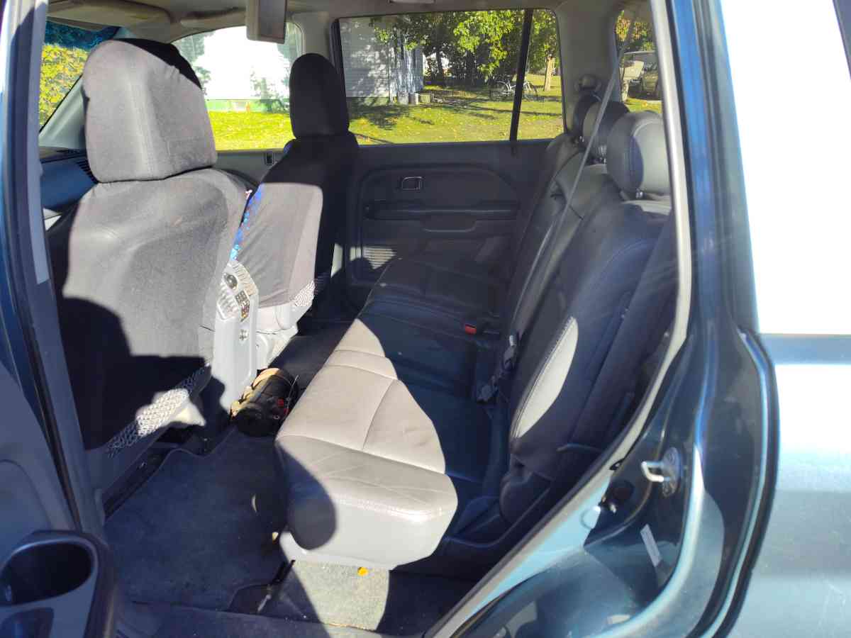 2005 Honda Pilot - Ashland, Illinois - FleaMarketBay