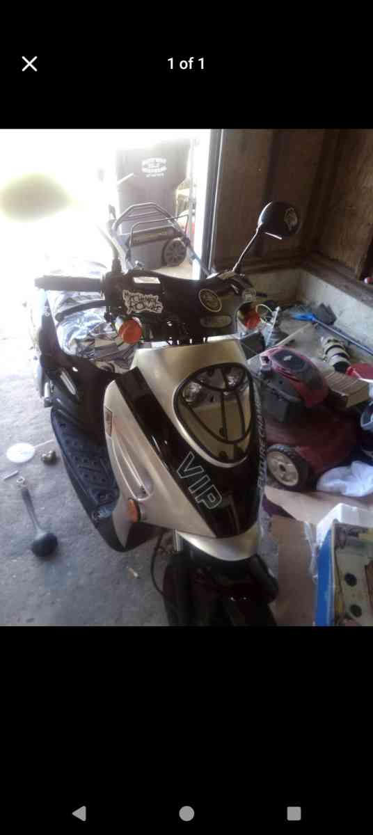 2024 vip champion scooter - Anderson, Indiana