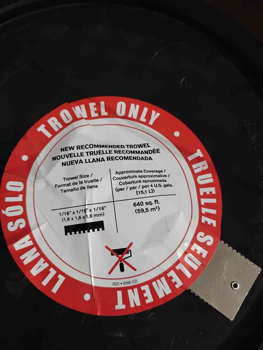 Glue for Carpet Tile - Houston, Texas - FleaMarketBay