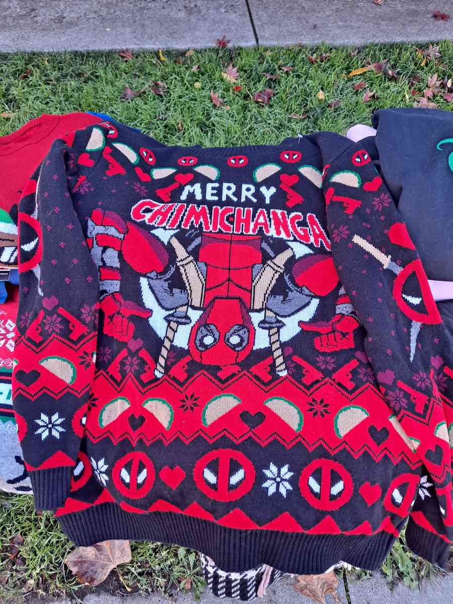 ugly sweaters - Palo Alto, California - FleaMarketBay