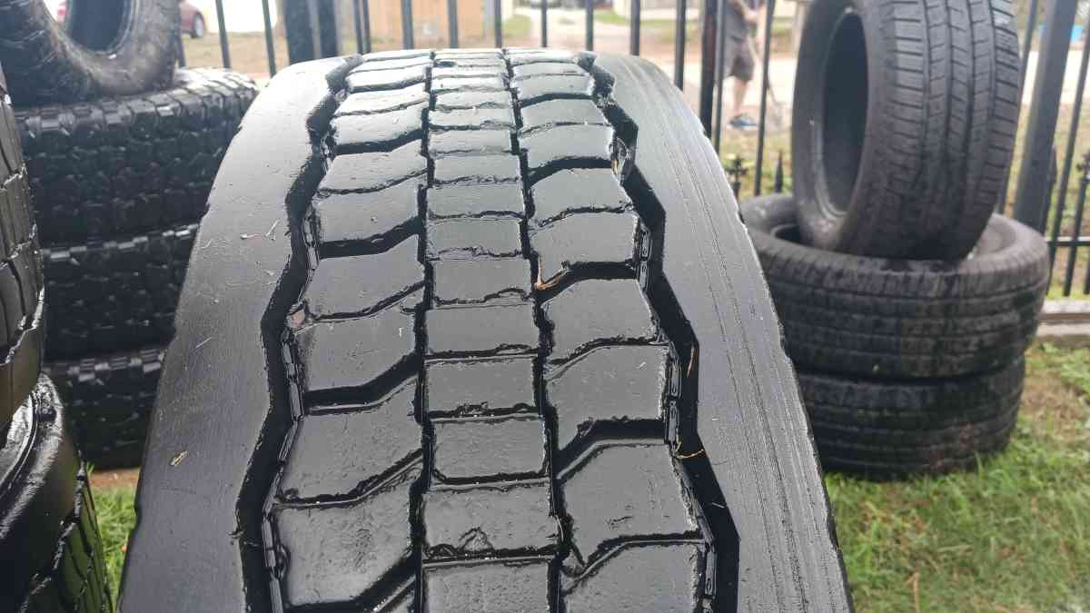 7 Goodyear Tires for Big Rig - Houston, Texas - FleaMarketBay