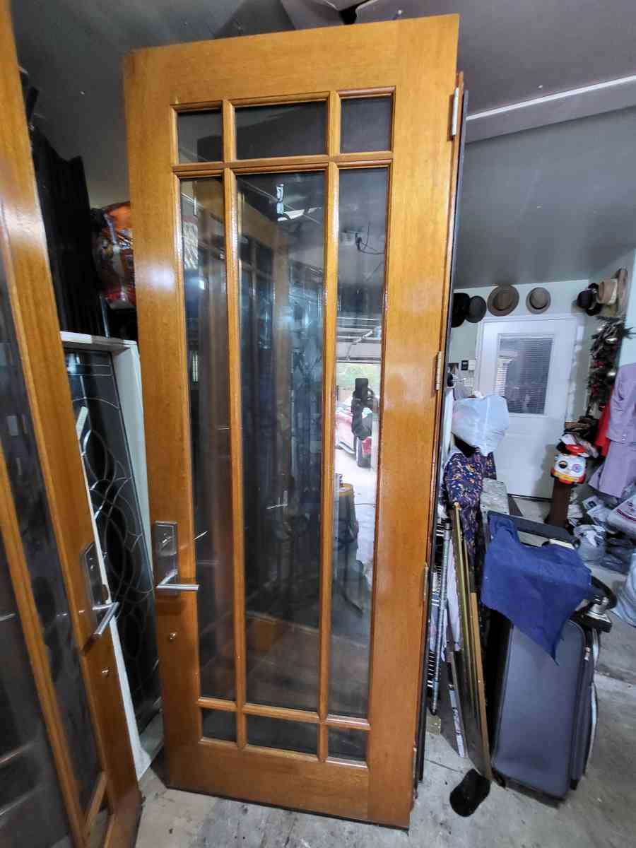 Mahogany Solid good front doble door 72x95 asking for price - Houston, Texas - FleaMarketBay
