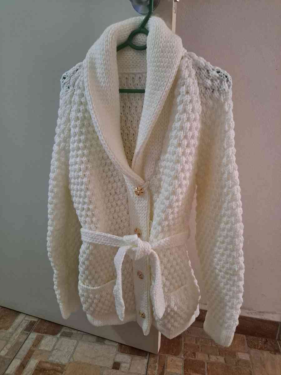 handmade sweaters - Palo Alto, California - FleaMarketBay