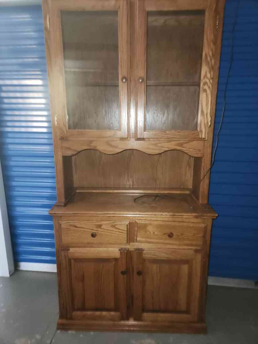Wood Cabinet - Plant City, Florida - FleaMarketBay