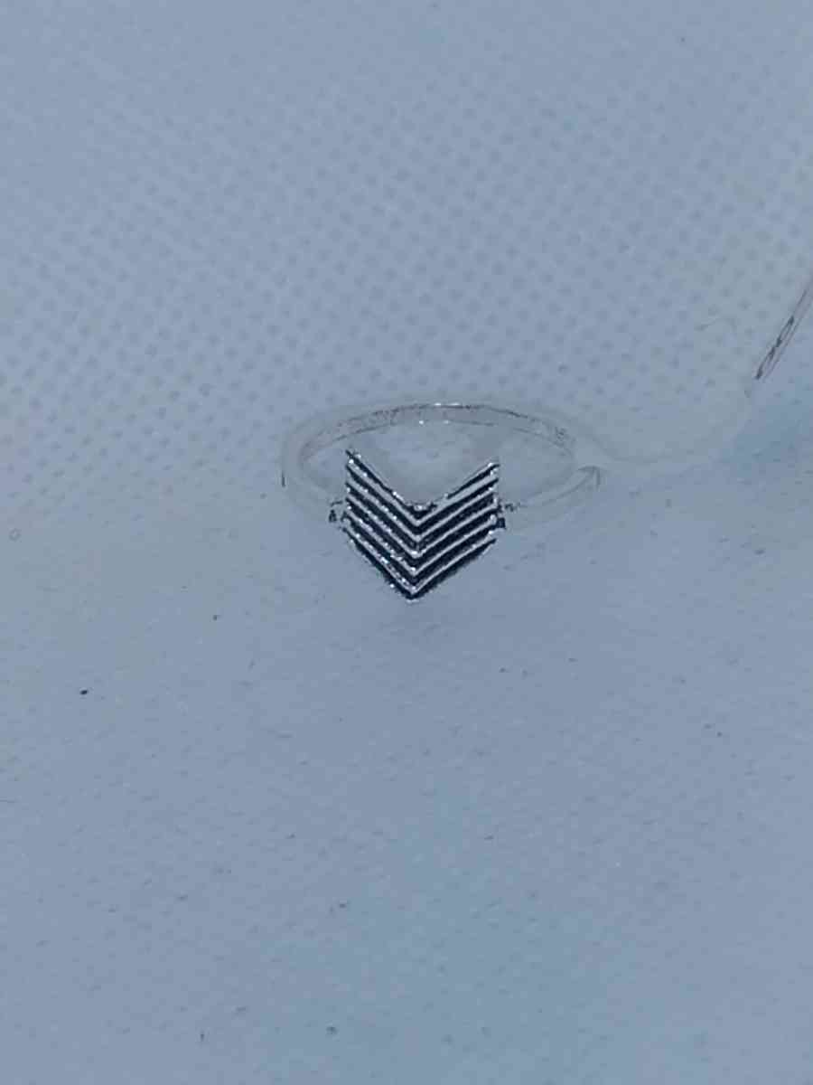 Arrow Ring Silver - Roanoke, Virginia - FleaMarketBay