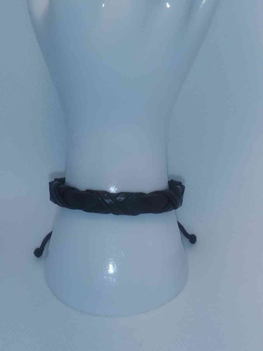 Faux Leather Bracelet criss cross black - Roanoke, Virginia - FleaMarketBay