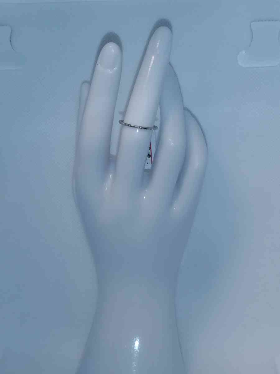 Ridged Band Ring RG - Roanoke, Virginia - FleaMarketBay