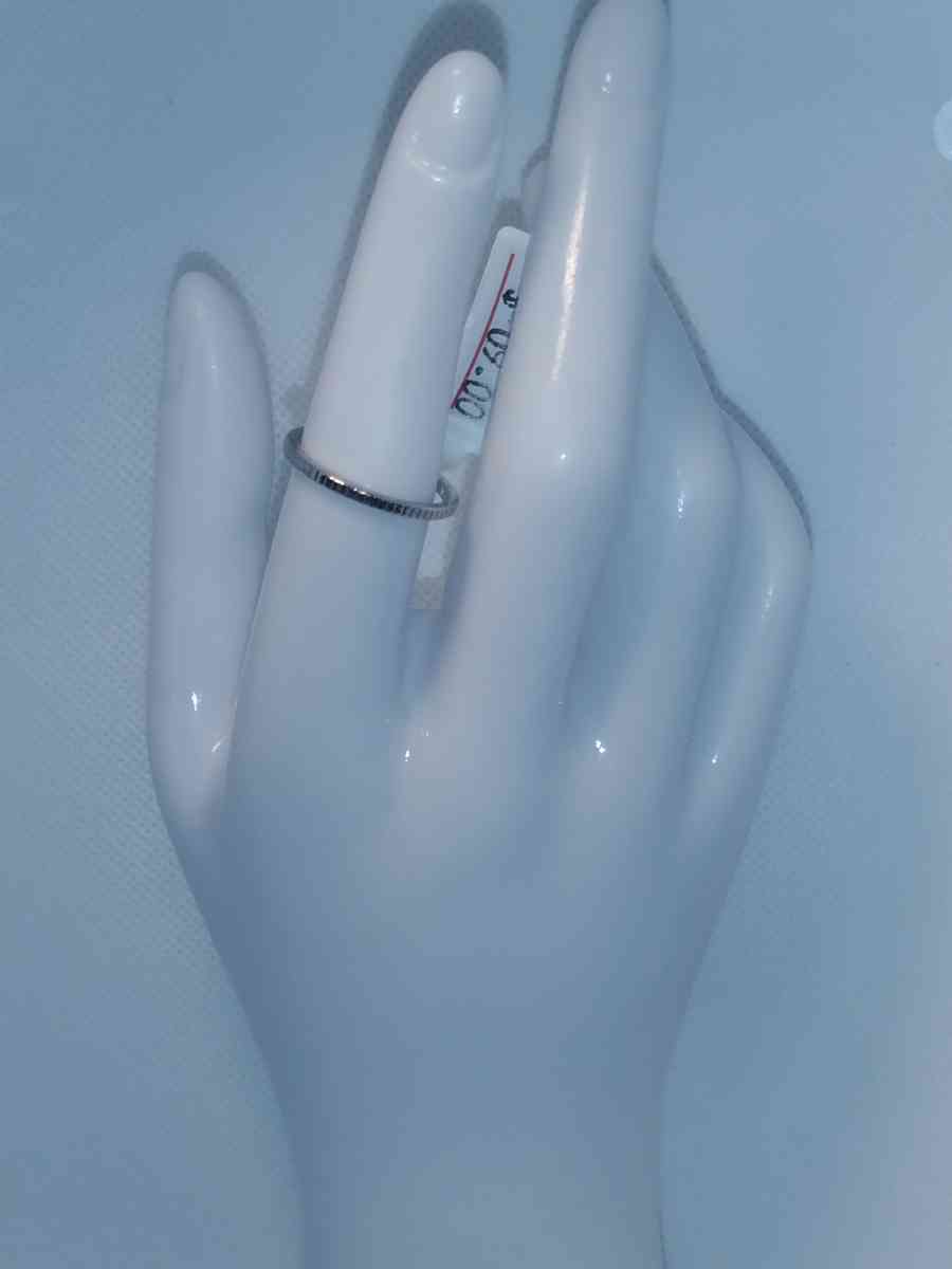 Paved Band Ring RG - Roanoke, Virginia - FleaMarketBay