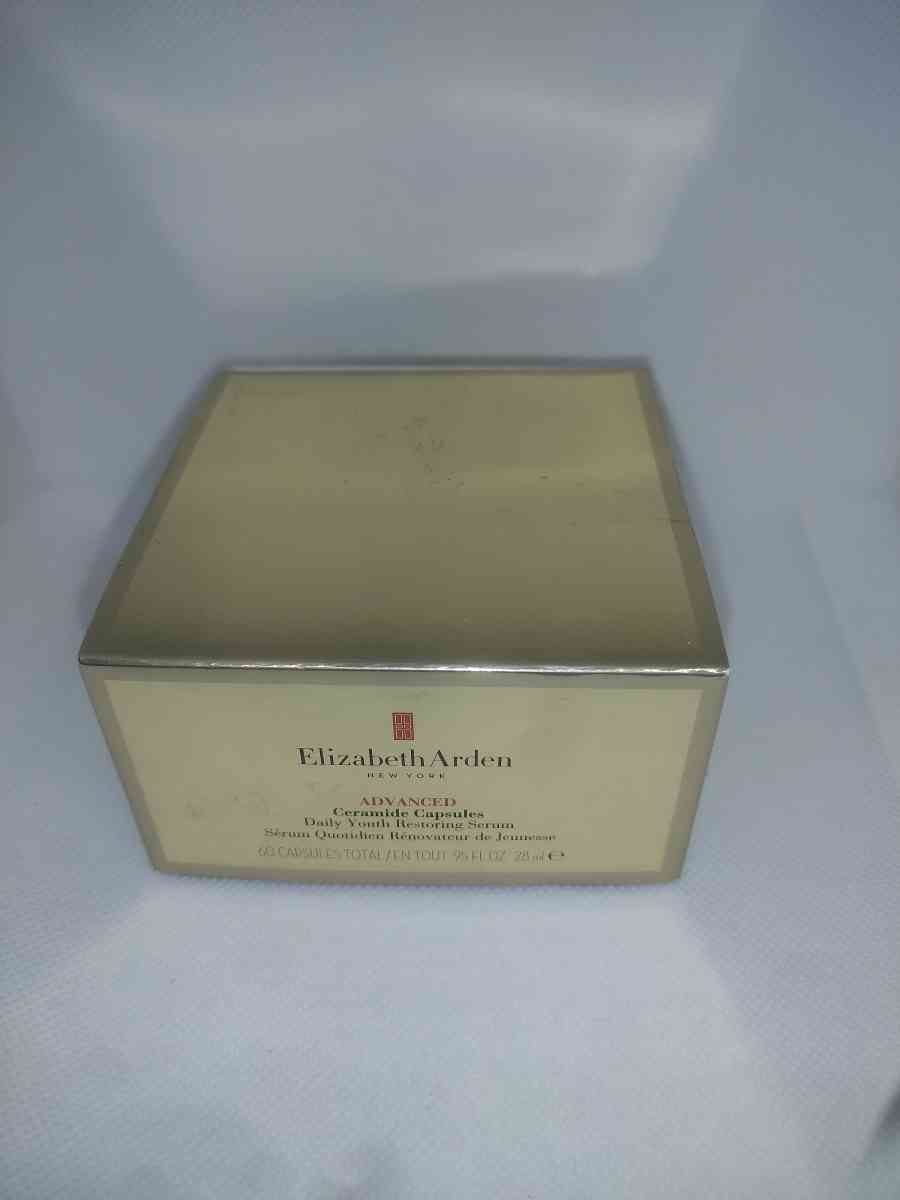 Elizabeth Arden Advanced Ceramide Capsules - Roanoke, Virginia - FleaMarketBay