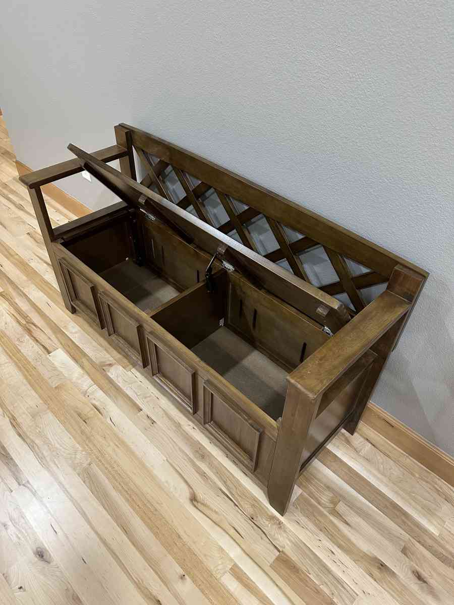 Amherst Entryway WoodStorage Bench - Portland, Oregon - FleaMarketBay