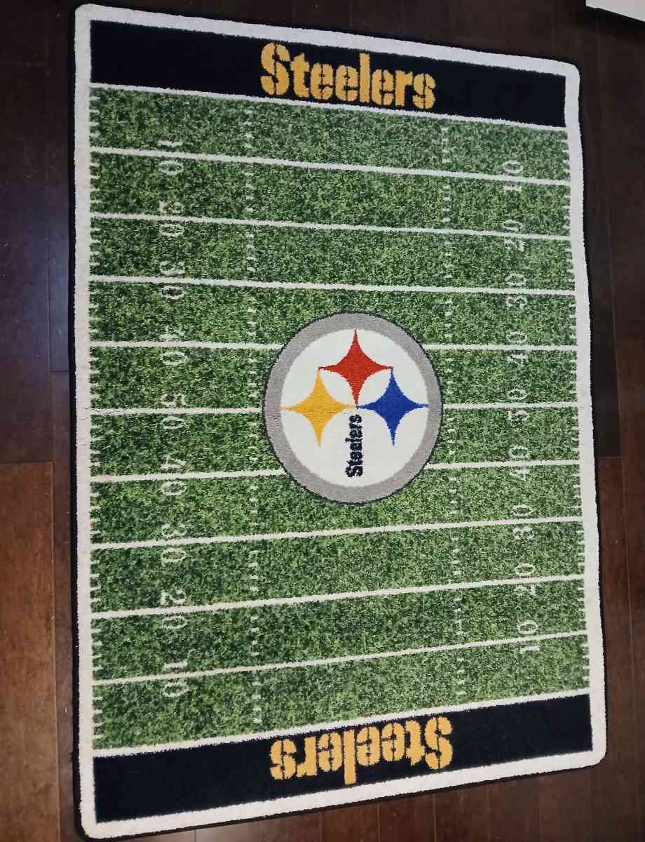 Pittsburgh Steelers field carpet 46inch by 27inch