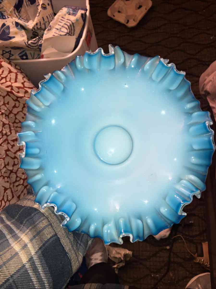 Fenton blue crest ruffled edge bowl - Kalamazoo, Michigan - FleaMarketBay