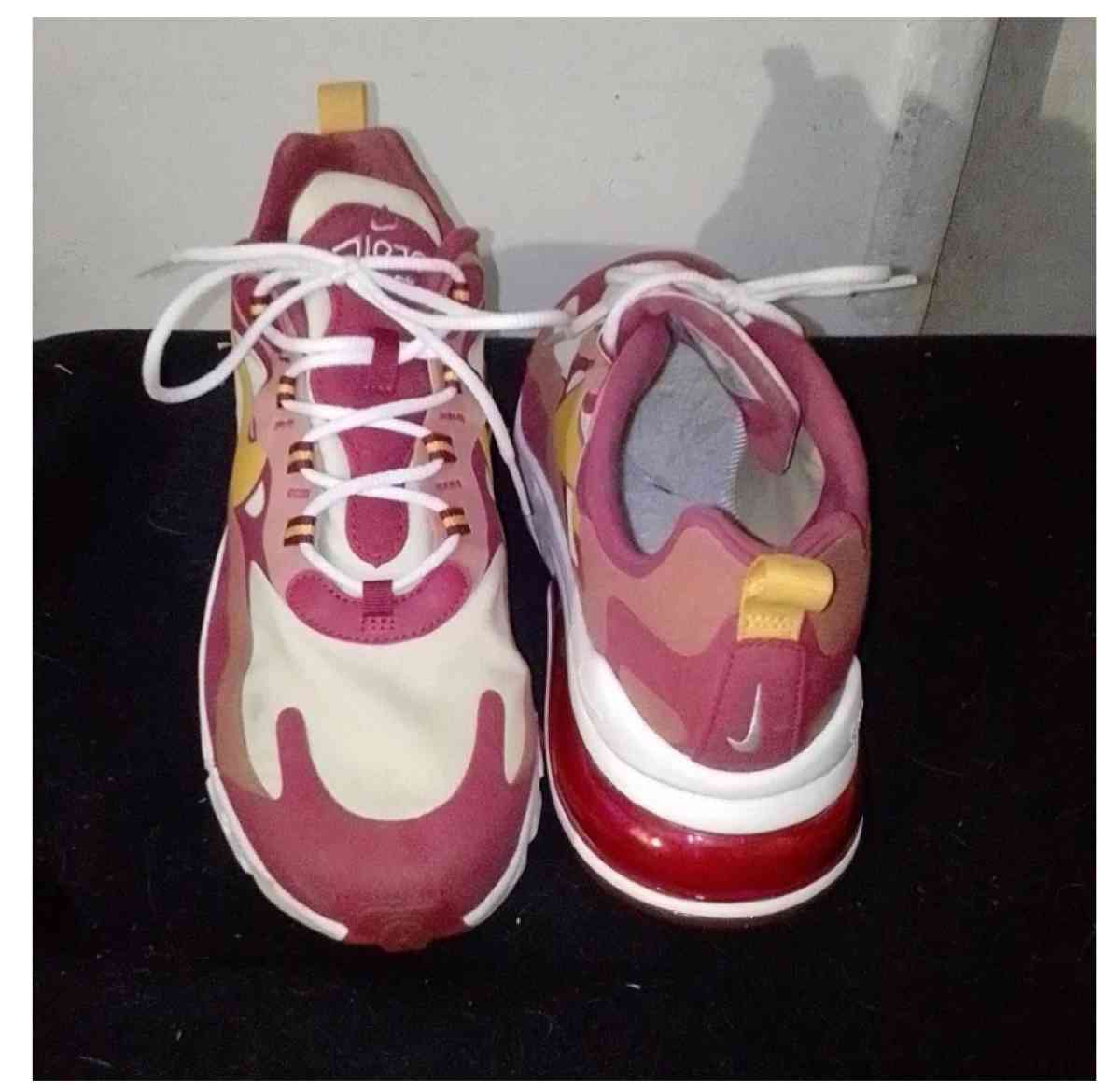 Womans Nike brown white n yellow shoes