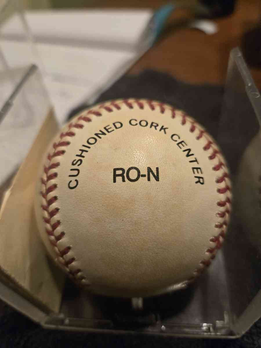 autograph Willie Mays Baseball - Tavares, Florida - FleaMarketBay