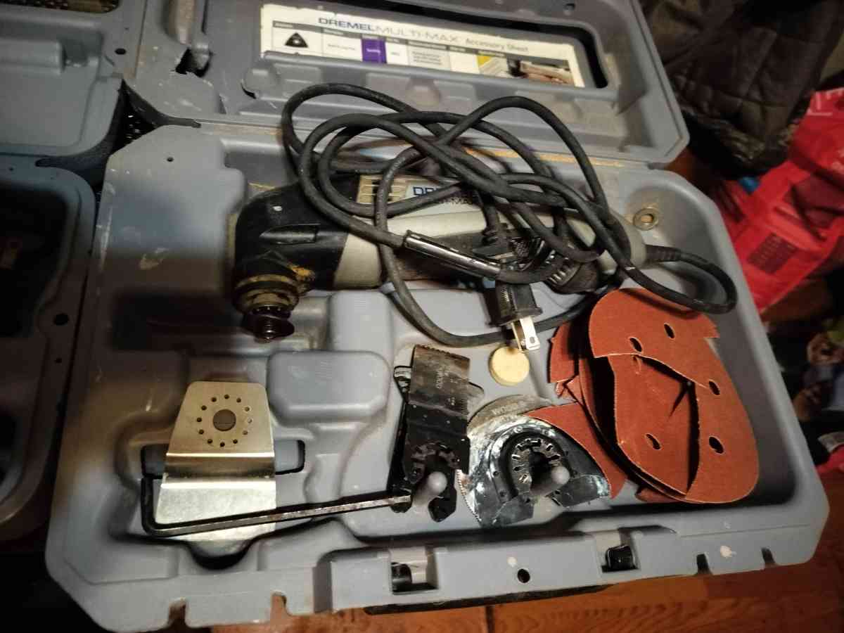 Dremel oscillating saw Dremel kit n bits n other Dremel type - Akron, Ohio - FleaMarketBay