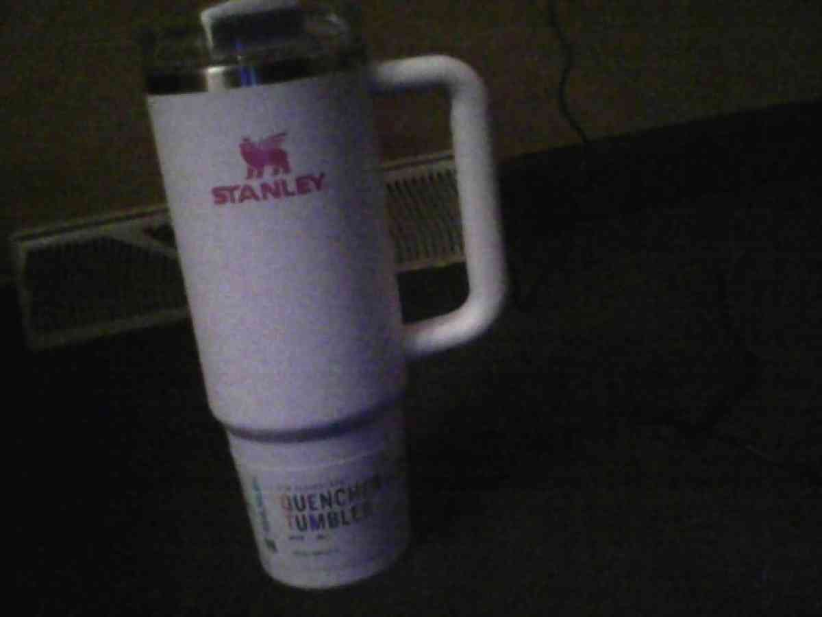 White Stanley - Belle Vernon, Pennsylvania - FleaMarketBay