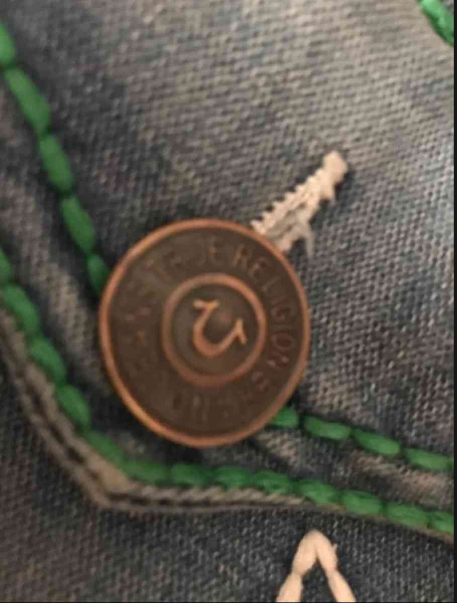 true religion man world tour size 33 - Adelanto, California - FleaMarketBay