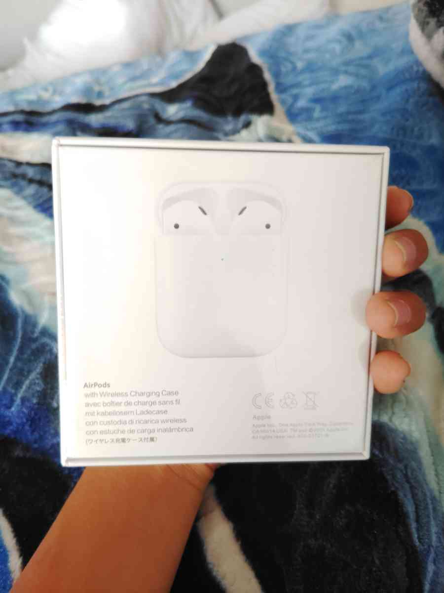 airpods 2nd generation - Long Beach, California - FleaMarketBay