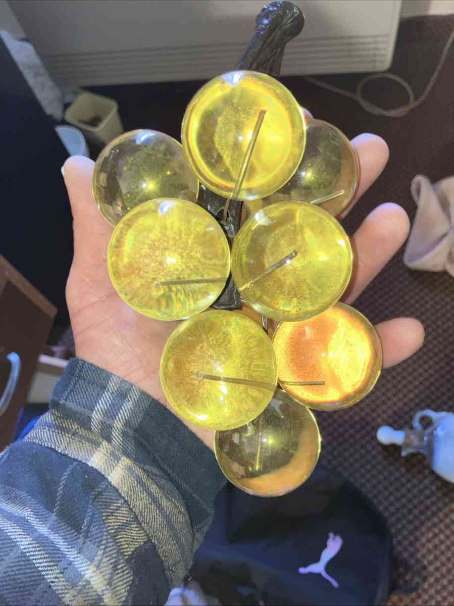 Fenton and le smith vintage glass whole collection for sale - Kalamazoo, Michigan - FleaMarketBay