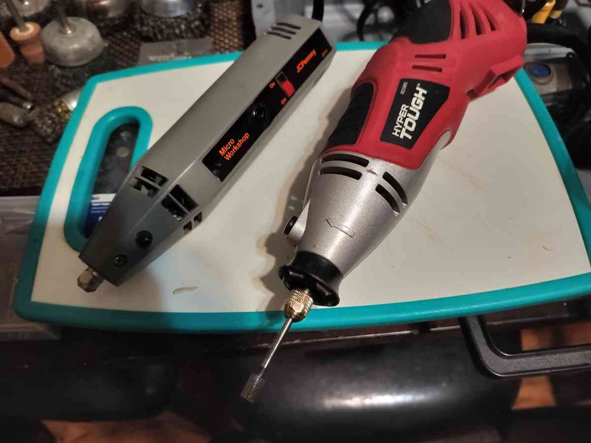 Dremel oscillating saw Dremel kit n bits n other Dremel type - Akron, Ohio - FleaMarketBay