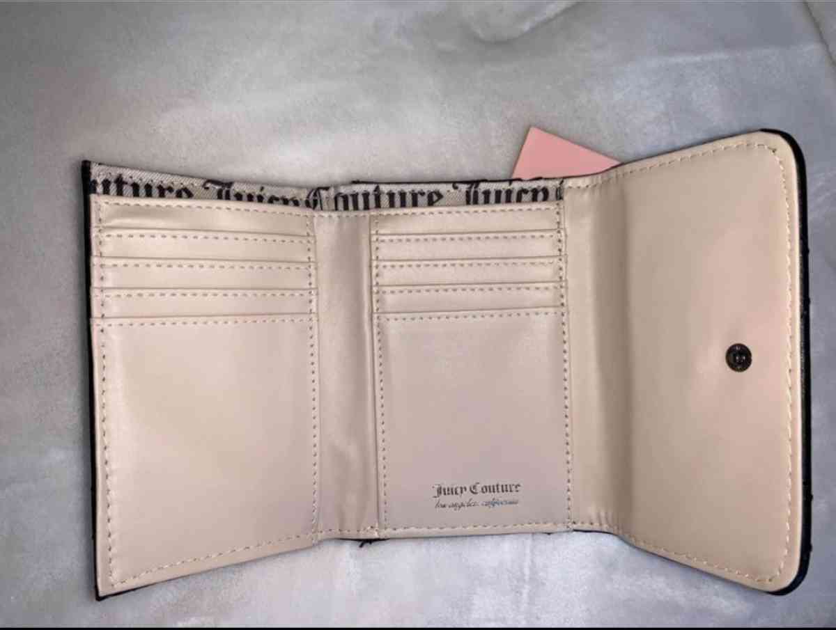juicy couture wallet - Miami, Florida - FleaMarketBay