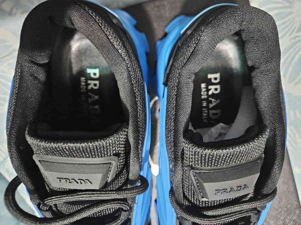 cloudbust thunder - Pompano Beach, Florida - FleaMarketBay