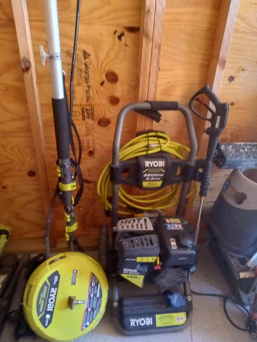 Ryobi 3200 psi Power washer trio - Peoria, Illinois - FleaMarketBay