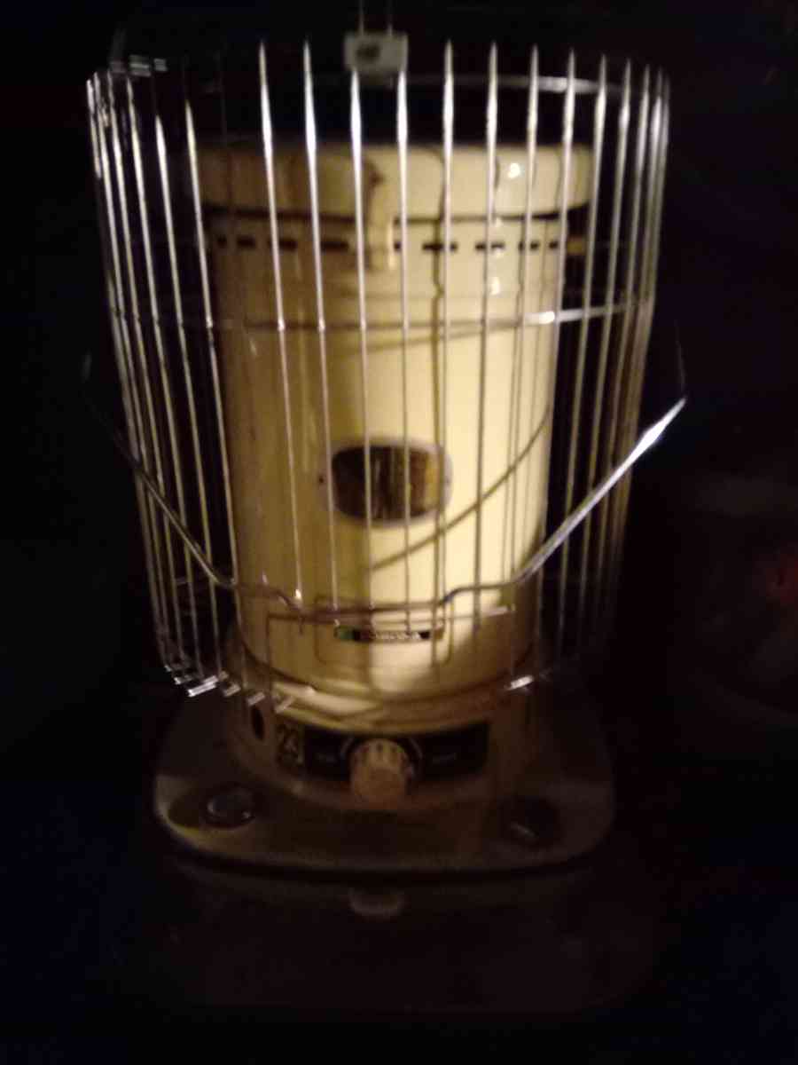 kerosene heater - Pierson, Florida - FleaMarketBay