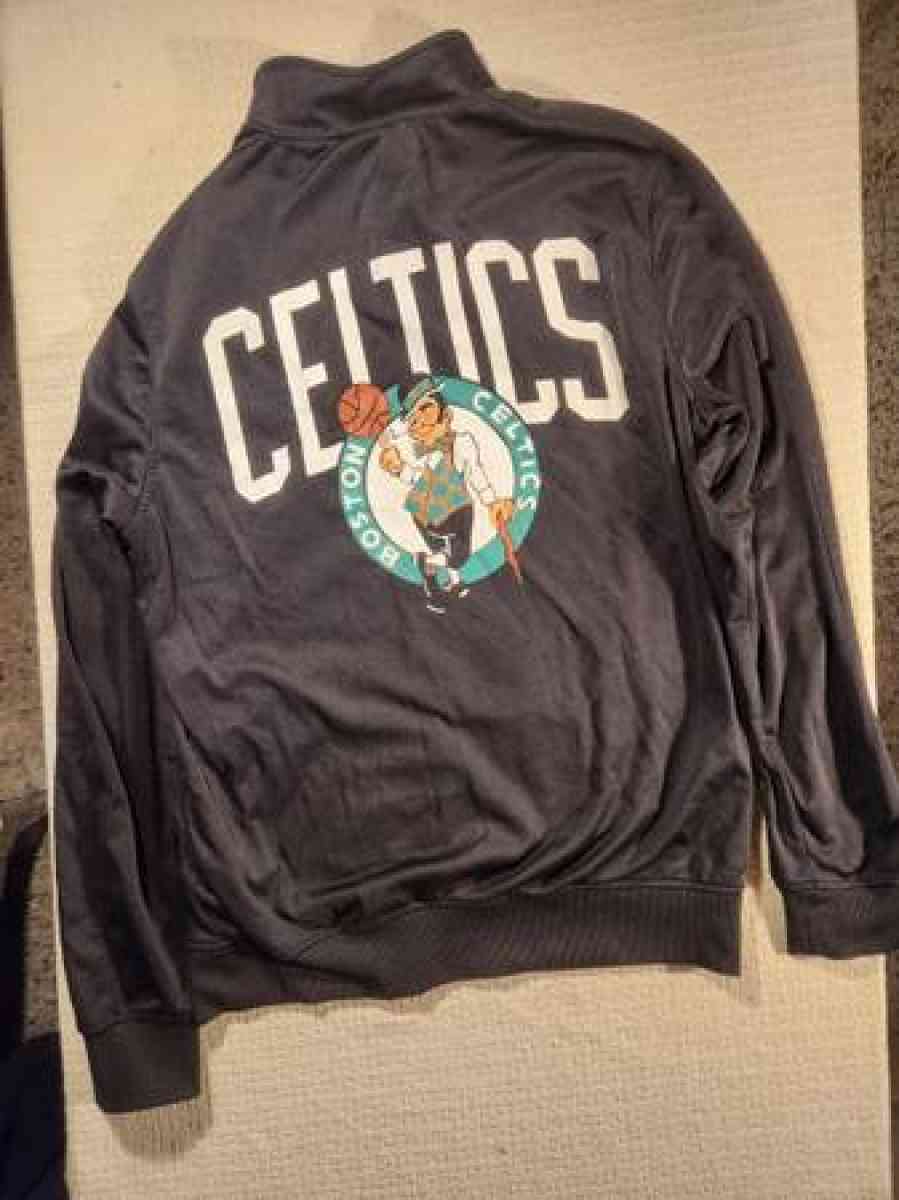 boston celtics jacket - Clinton, Massachusetts - FleaMarketBay