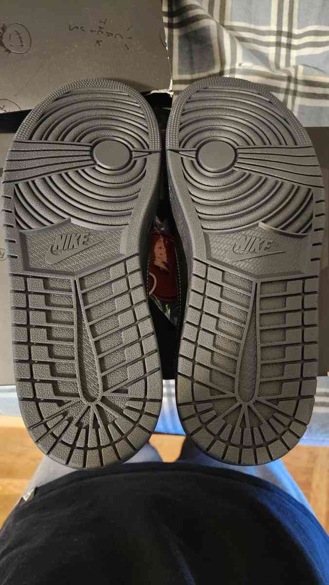 Size 10  Jordan 1 Retro Low OG SP x Travis Scott Black Phant - Castro Valley, California - FleaMarketBay