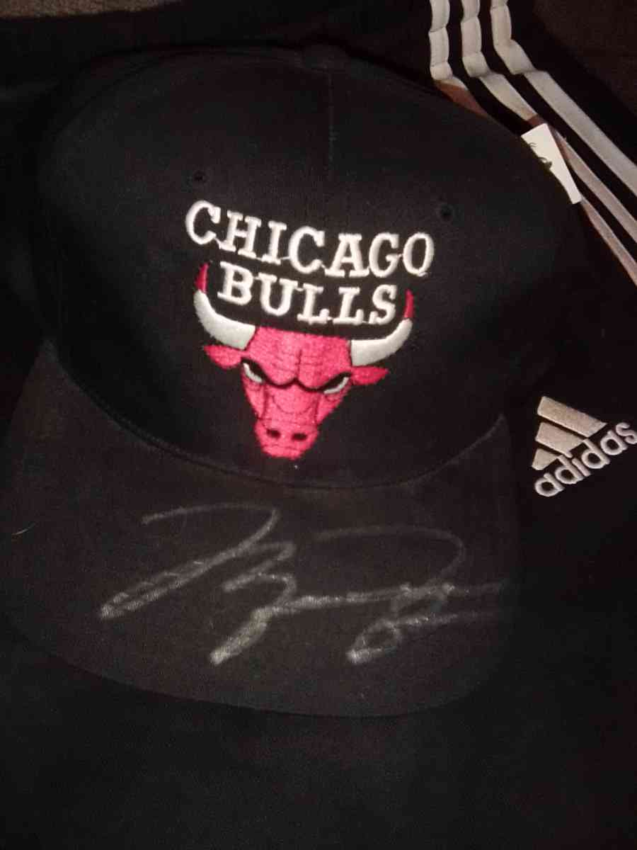 Michael Jordan signed autographed Chicago bulls hat - Houlton, Maine - FleaMarketBay
