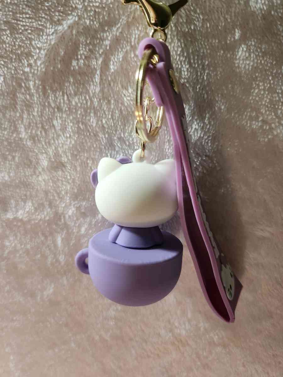 Hello Kitty Purple Teacup Keychain - Kansas City, Missouri - FleaMarketBay