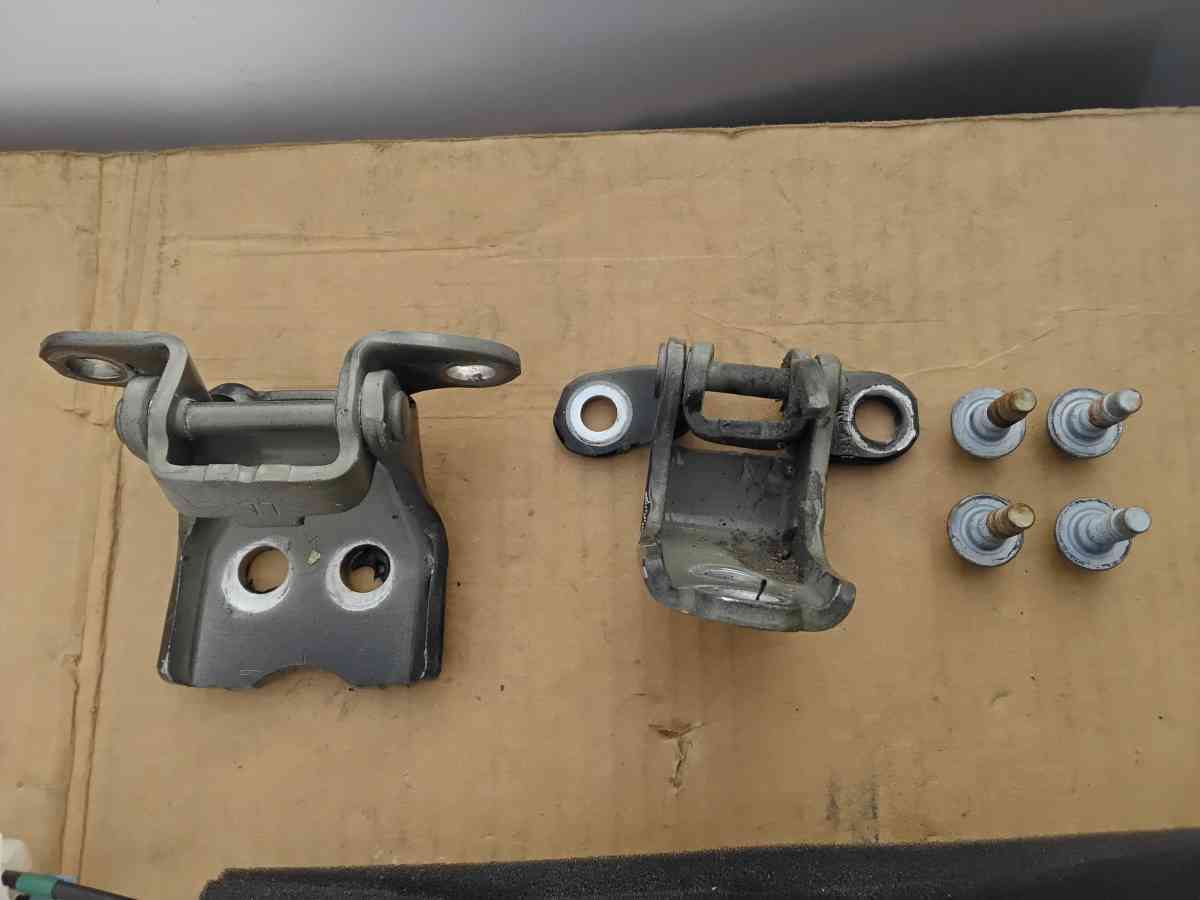 2018 Honda Civic Left Front Door Power Handles Like New - Williamstown, New Jersey - FleaMarketBay