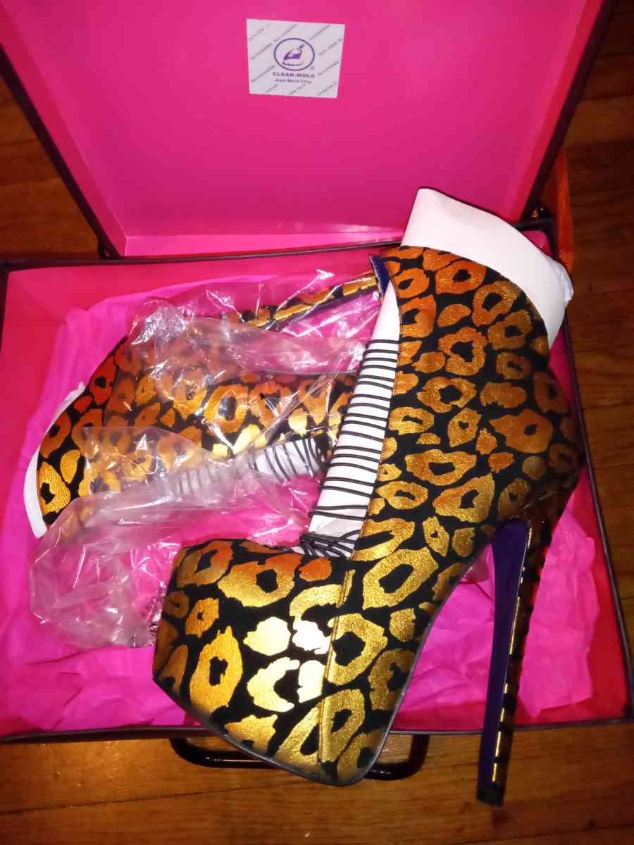 GREAT PRICES FOR BRAND NEW IN BOX LONDON TRASH WOMEN SHOES - Staten Island, New York - FleaMarketBay