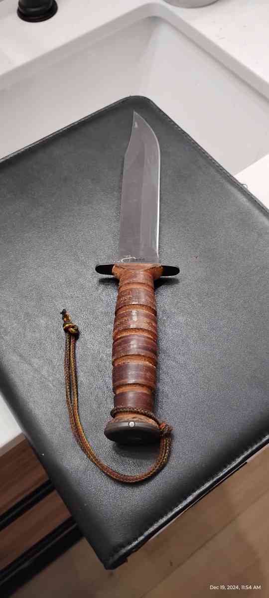 Commemorative 1992 USMC KaBar Fixed Blade Knife with Sheath - Mesa, Arizona - FleaMarketBay
