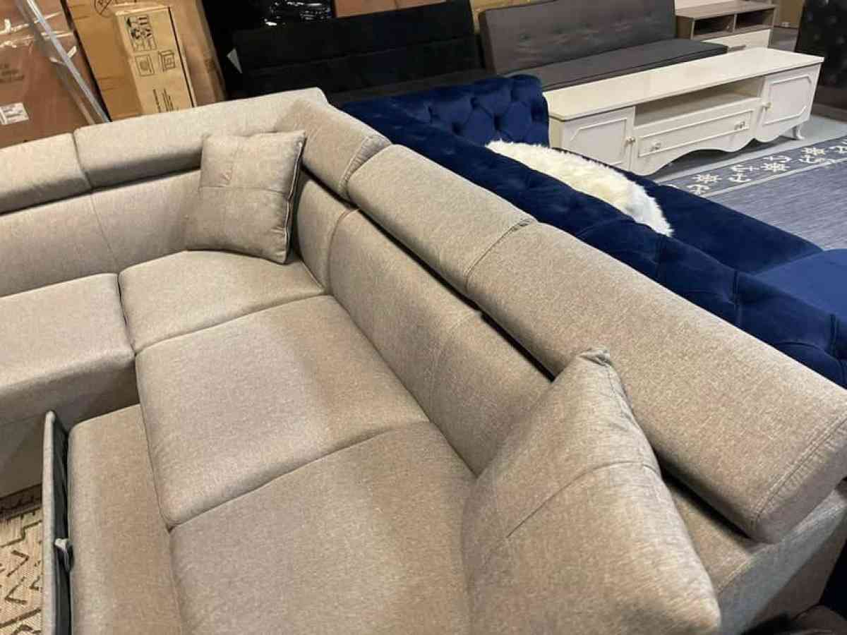 For Sale Sectional Sofa Bed - Miami, Florida - FleaMarketBay
