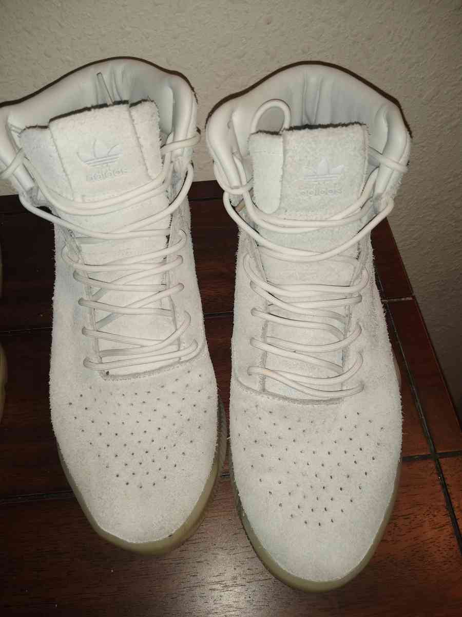 shoes - Everett, Washington