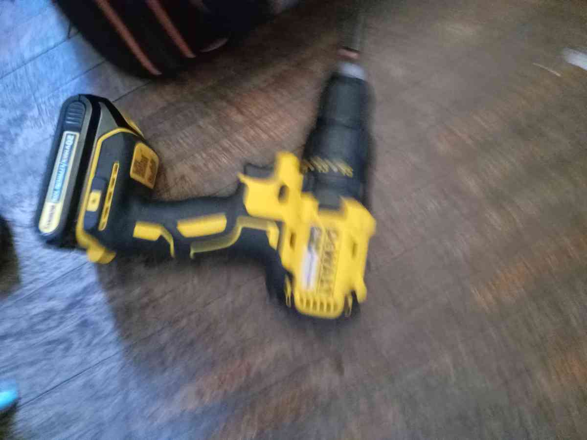 many different tools - Alicia, Arkansas - FleaMarketBay