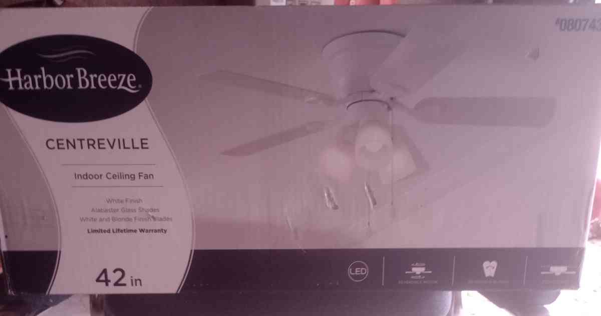 The Harbor Breeze Centreville 42in Ceiling Fan - Laurel, Mississippi - FleaMarketBay