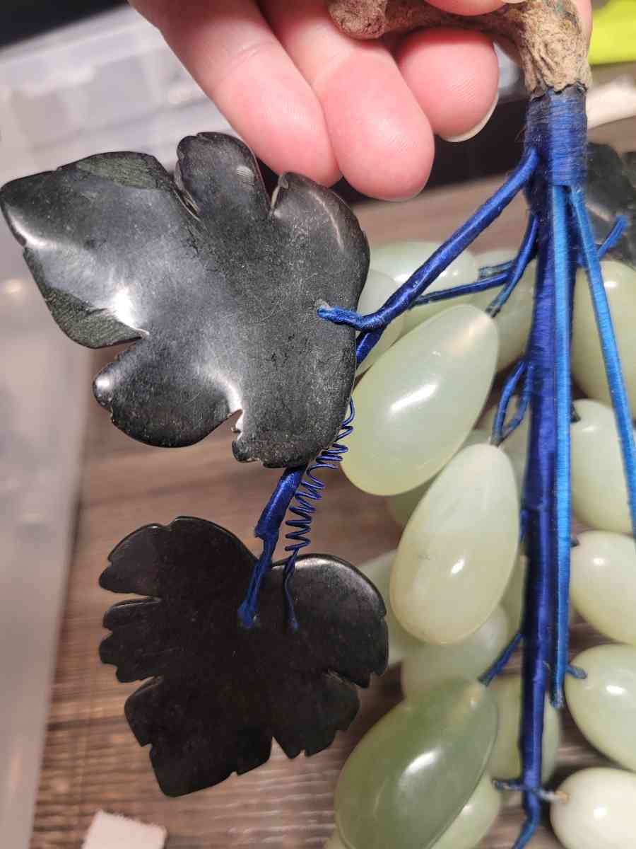 Beautiful antique Genuine jade stone grapes set of 3 - Houston, Texas - FleaMarketBay