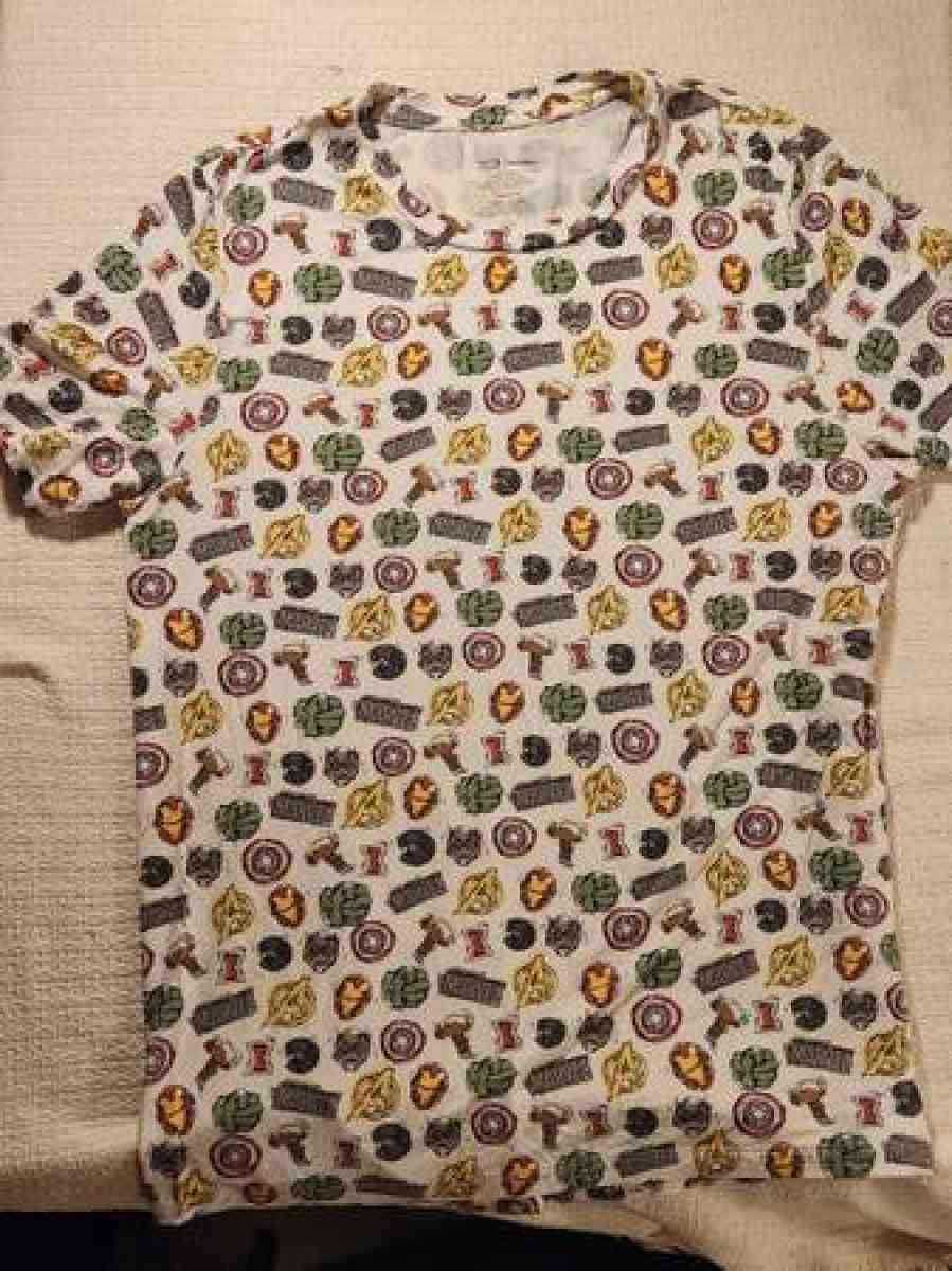 marvel tshirt - Clinton, Massachusetts - FleaMarketBay