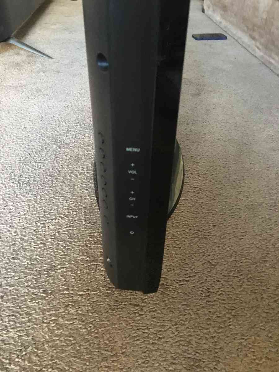 32 inch Westinghouse flat screen TV - Newport Beach, California - FleaMarketBay