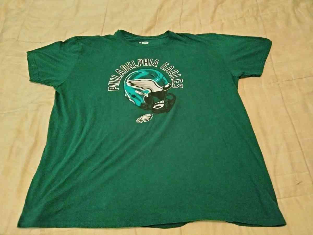 Philadelphia Eagles T Shirt - Norristown, Pennsylvania - FleaMarketBay