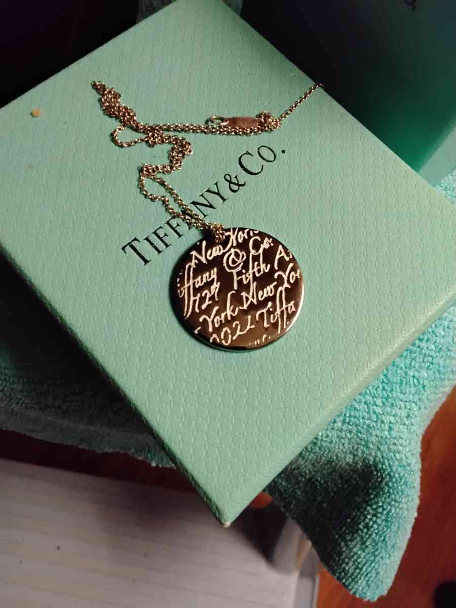 TIFFANYCO notes NECKLACE - Brookfield, Massachusetts