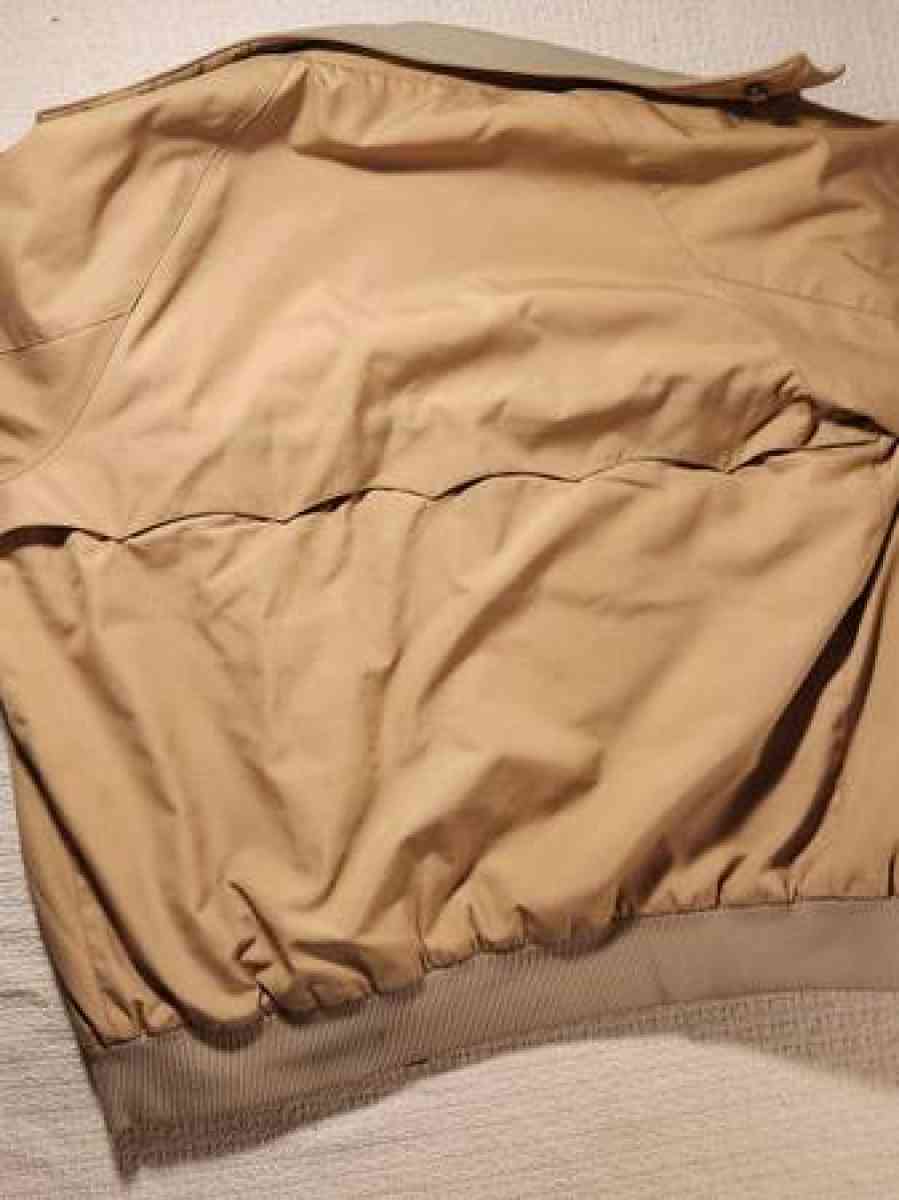 van heusen coat - Clinton, Massachusetts - FleaMarketBay