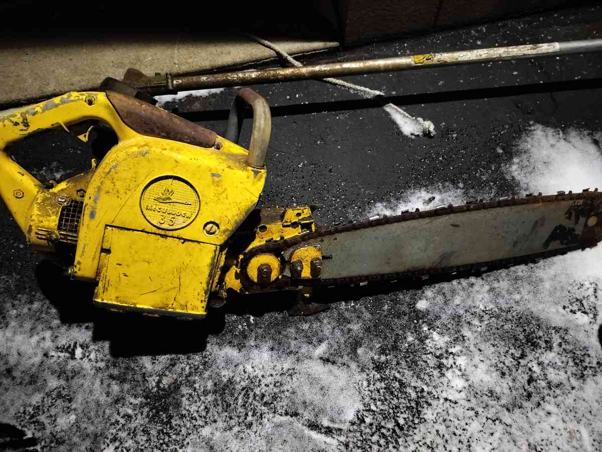 mccolock chainsaw - Akron, Ohio - FleaMarketBay