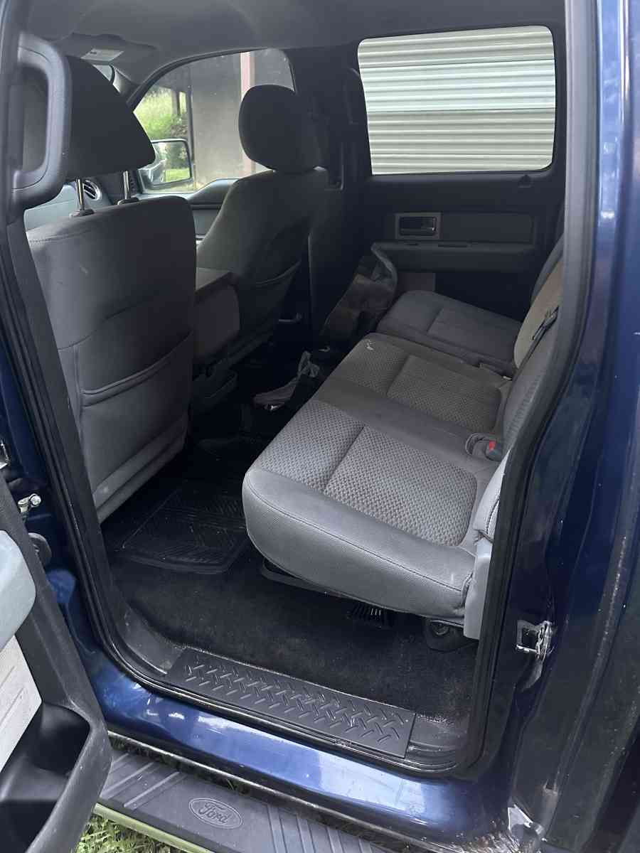 2011 ford f150 v6 eco boost - Martinsville, Indiana - FleaMarketBay